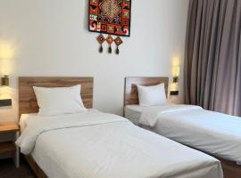 TES Hotel，位于奥什的酒店