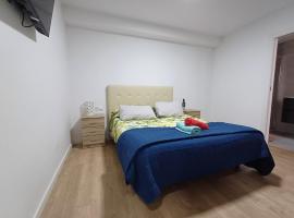 Carbo Home y Garaje , Algemesí Home，位于Algemesí的酒店