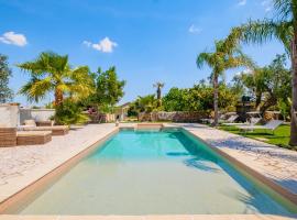 Villa Frita Luxury by HDSalento，位于Seclì的酒店