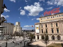 Rina Main Square View Apartment