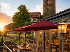 Hotel & Café Schachtenburg，位于施利茨的酒店