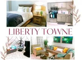 Liberty Towne Spring Lake - Premium WiFi Near I-95 & Fort Bragg - Perfect for short or long-term stays