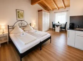 Dorfschänke DEGGENDORF Hotel & Apartmenthaus