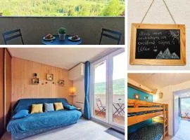 Studio Lélex - classé meublé de tourisme 2 étoiles - pied des pistes - vue montagne