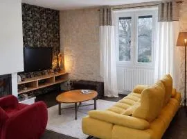 Duplex familial lumineux avec grande terrasse
