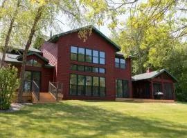 West Battle Lake Home -Westwood Manor