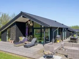 Seaside Stay with the Sauna