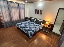 Hotel Devidyar