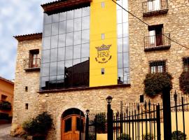 Hotel Restaurant Verdià，位于Sueras的酒店