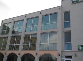Hotel Solenkov，位于卡瓦尔纳的酒店