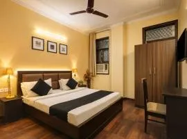 Hotel Square Residency - Near Max Hospital
