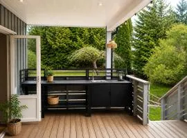 Sunny Garden Stay