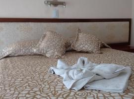 Hotel Neptuno，位于米拉玛的酒店
