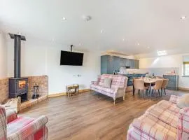 The Old Stables - Uk37000