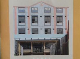 Hotel Diwan Resort，位于Jānjgīr的酒店