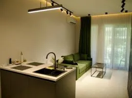 Sea Breeze Resort Luxury Garden Studio