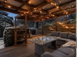 The Cove - Lake Eildon