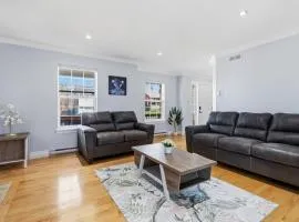 Spacious 4BR Family Retreat w- Game Room 10p