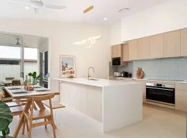 Sage Palmview - Home Away From Home