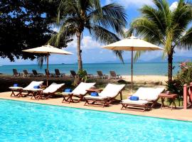 The Waterfront Hotel at Fishermans Village，位于波普托的酒店