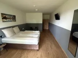 ELO STAY Nordheide 24h Check-in, Free Parking and WiFi