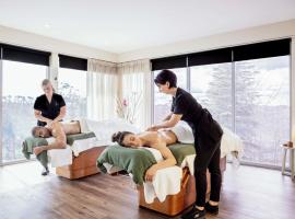 Fairmont Resort Blue Mountains MGallery Collection，位于卢拉的酒店