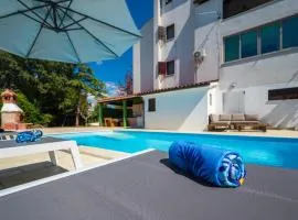 Moonvidal residence with big private swimming pool and free parking