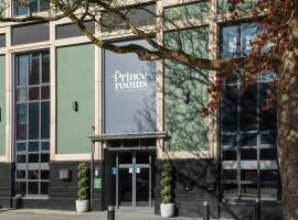 The Prince Rooms，位于阿斯隆的酒店