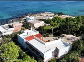 Villa Paola by the sea