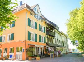 SEEMOMENTE Überlingen Promenade，位于于伯林根的酒店