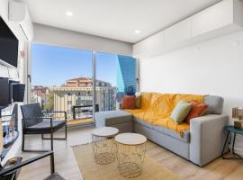 Blue Breeze Espinho | Pool View, Gym & Balcony，位于埃斯平霍的酒店