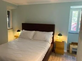 Superiore 33 room apartment