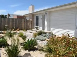Luxury coastal home in CBD