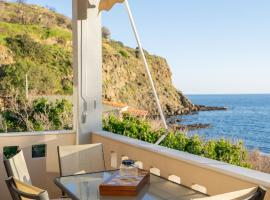 Fos Beachfront Loft-Limnos, Volissos-Chios，位于利姆诺斯的酒店