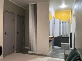 New 2 ROOM ultra centr