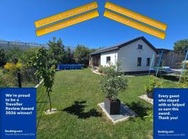 Haus Dresden, Pool, Garten, Terrasse, familienfreundlich，位于德累斯顿的酒店
