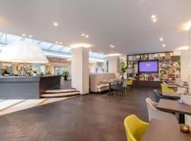 罗马西美居酒店