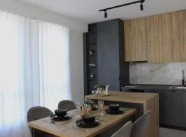 Hug and Fly Apartment