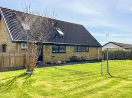 Awesome Home In Thyborøn With Wifi
