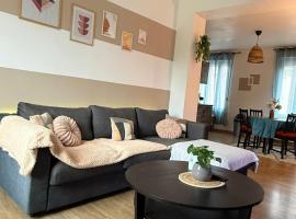 Le Duplex Cosy - 4 Pers - Valenciennes，位于Marly的酒店