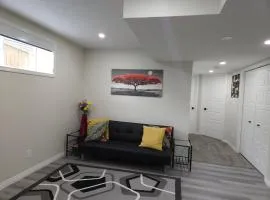 Delightful Escape Near YYC - Cozy Calgary Getaway