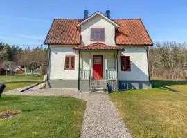 3 Bedroom Cozy Home In Slite