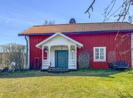 Amazing Home In Motala With Ethernet Internet