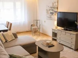 Vabaduse Apartment - külaliskorter Kärdlas