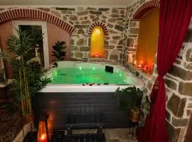 Eleni De Lux - Indoor Jacuzzi Residence in Lydia