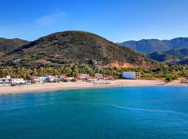 Fodele Beachfront Apts，位于福德勒的酒店