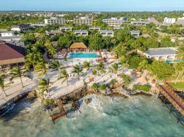 Kwanza Resort By SUNRISE，位于基济姆卡济的酒店