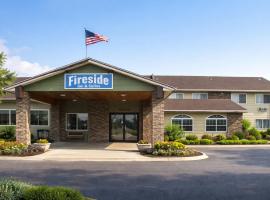 Fireside Inn and Suites，位于魔鬼湖的酒店