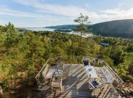 Live In Treetops With Fjord View