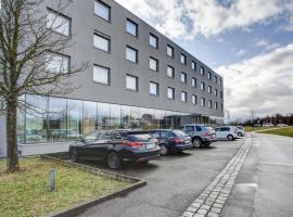 eXo Fly Level 4 Hotel Stuttgart-Flughafen，位于奥斯特菲尔登的酒店